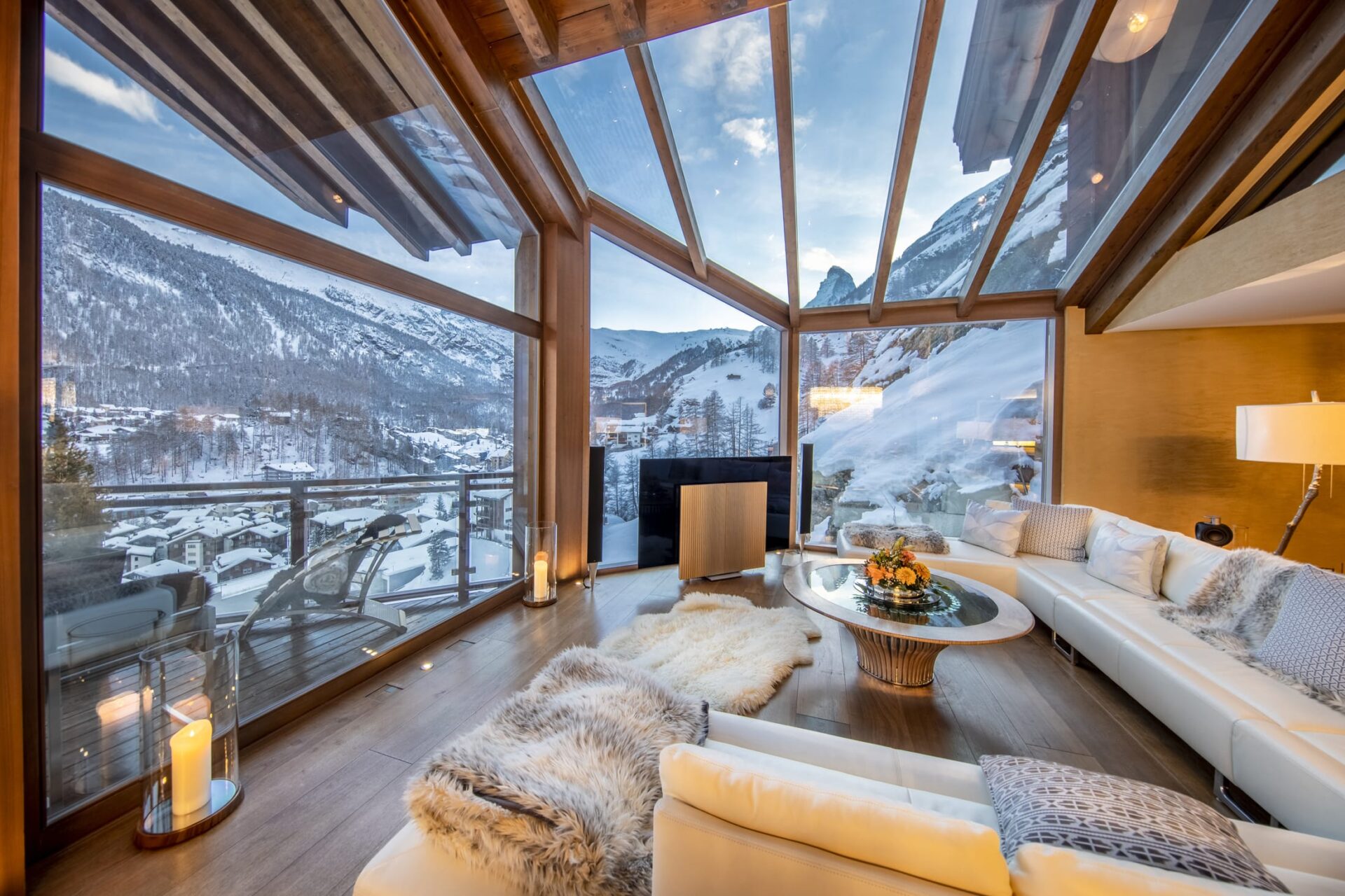 lounge at sunset with matterhorn square shot